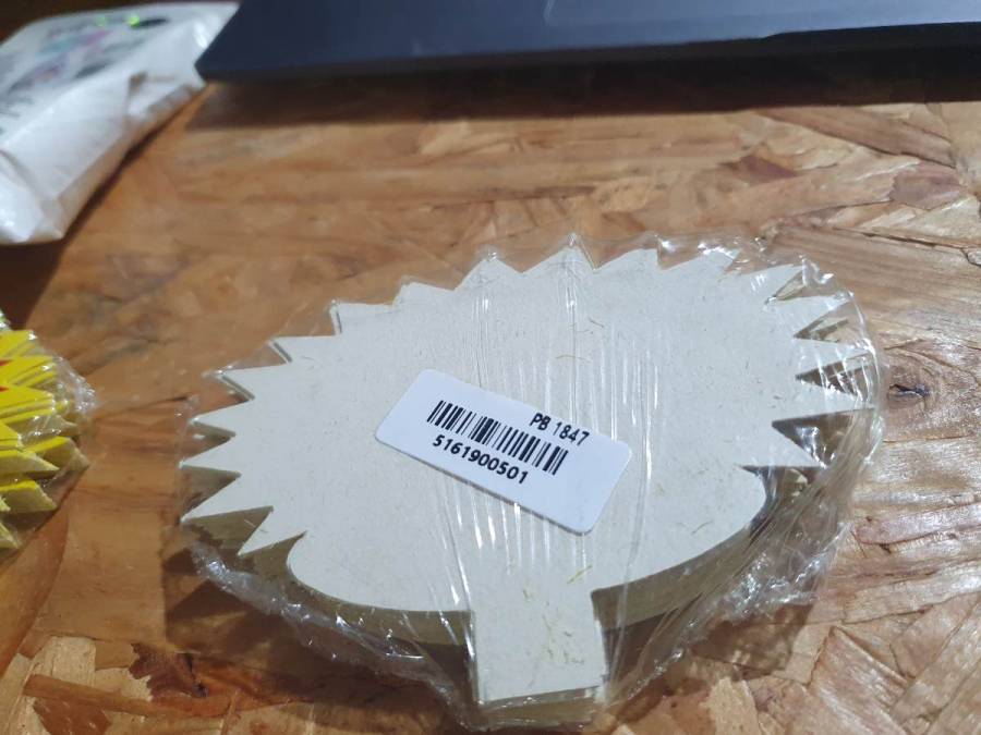Blocos de papel em formato de estrela para anotações