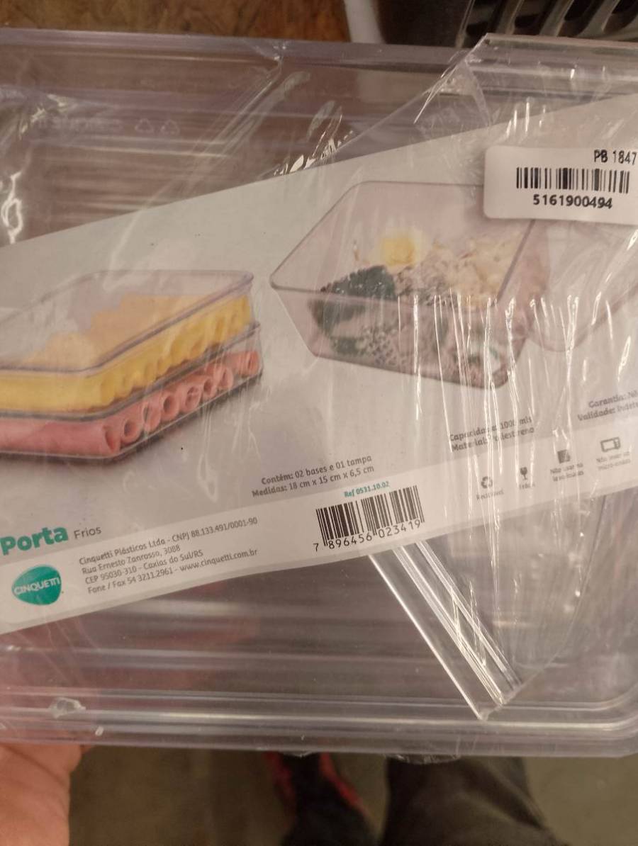 Porta Frios plástico com 2 bases e 1 tampa