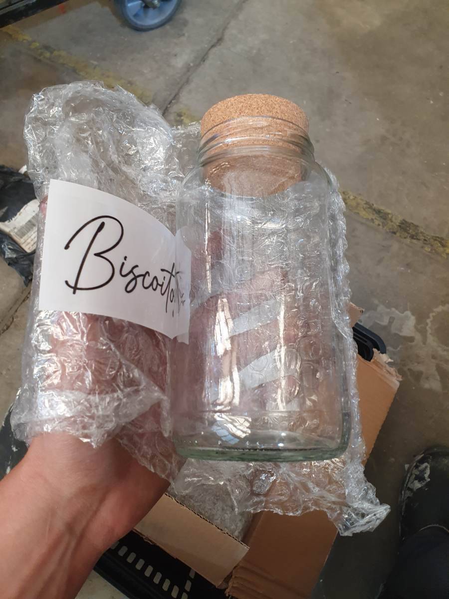 Pote de vidro com tampa de cortiça para biscoitos