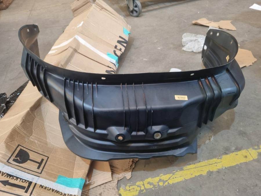 Paralama interno dianteiro para automóvel