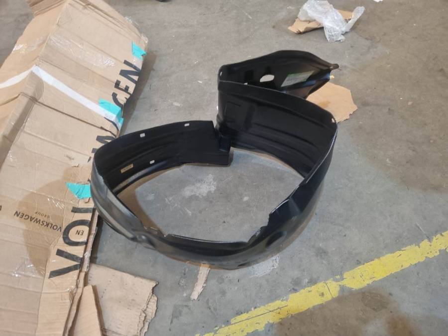 Paralama interno dianteiro esquerdo para veículo Volkswagen