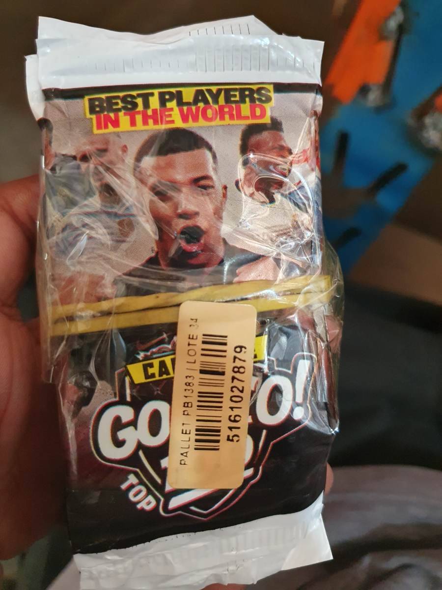 Cartas colecionáveis de futebol