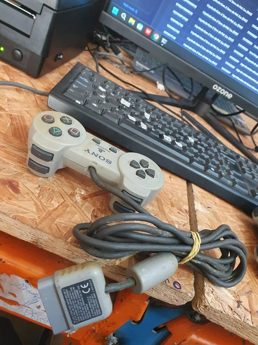 Controle Sony PlayStation 1 original com fio