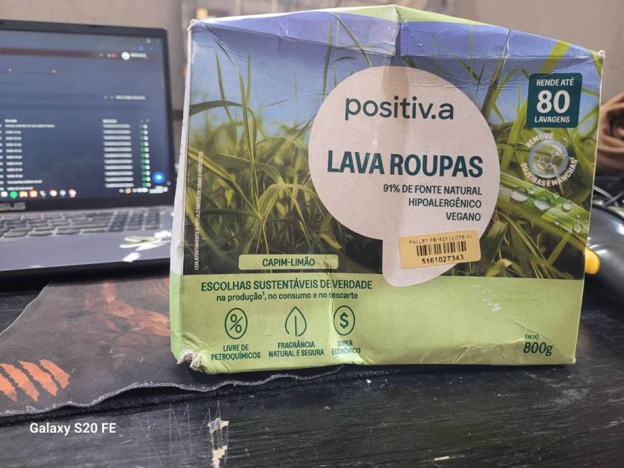 Detergente em pó lava roupas Positiv.a capim-limão