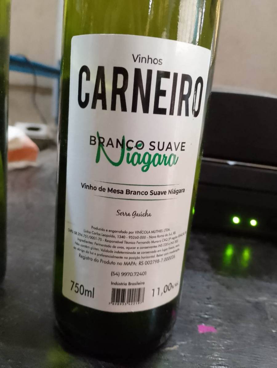 Vinho Branco Suave Niágara