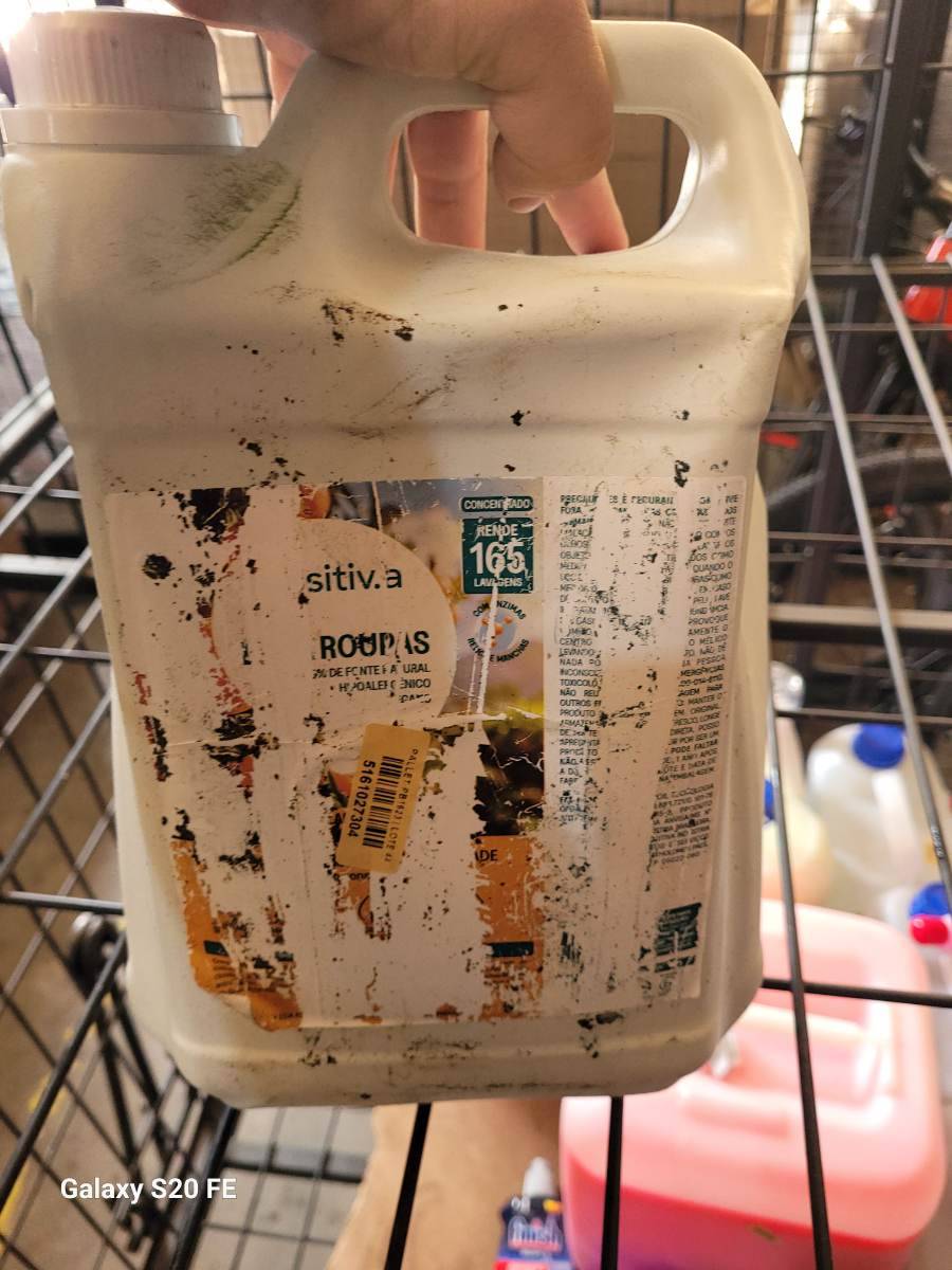 Detergente concentrado para roupas