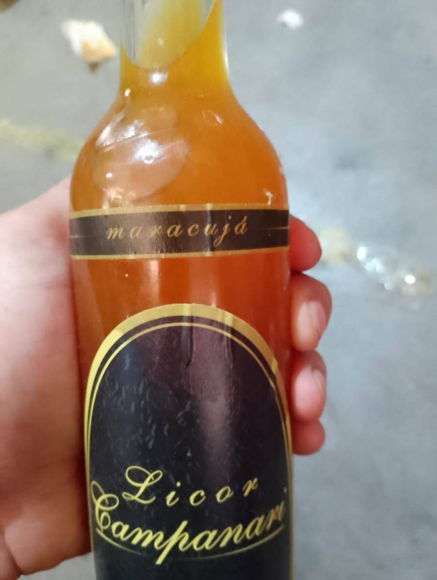 Licor Campanari sabor maracujá