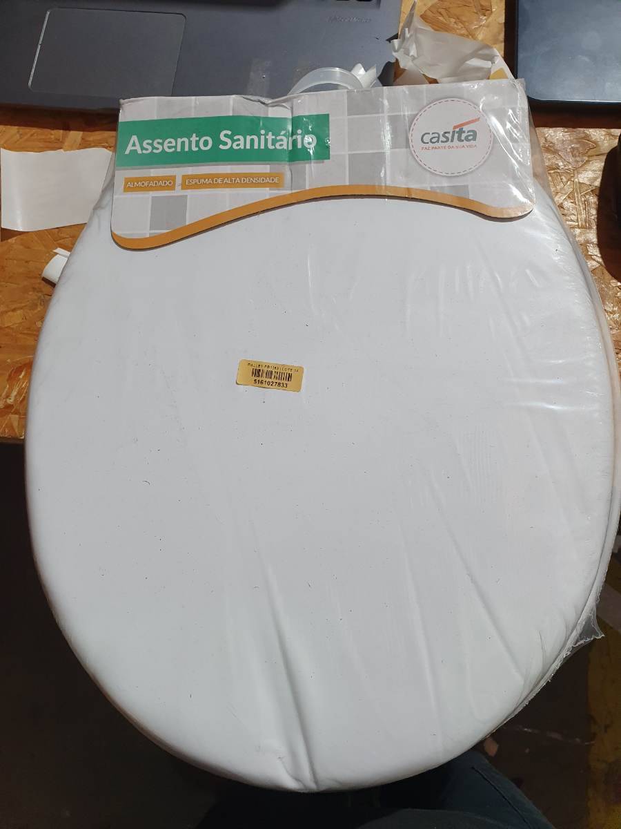 Assento sanitário almofadado
