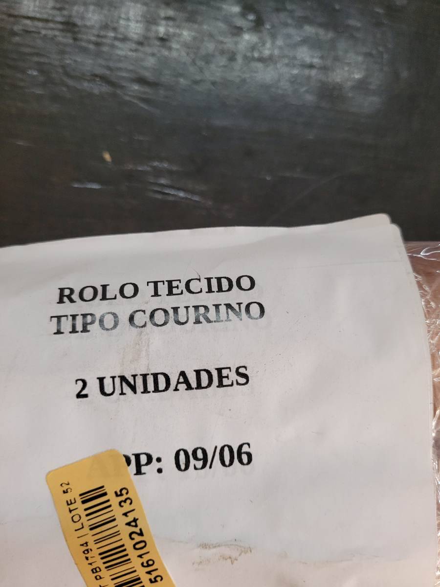 Rolo tecido tipo courino