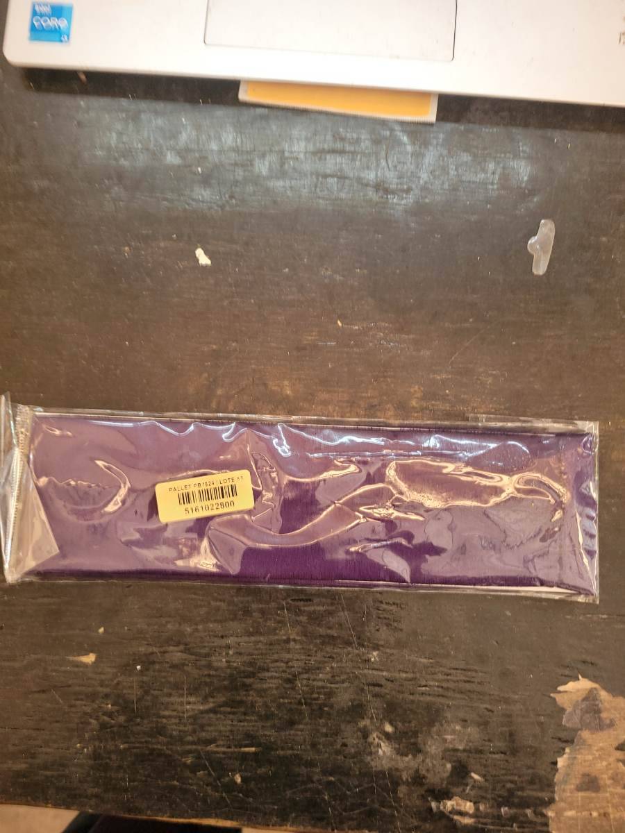 Tecido roxo