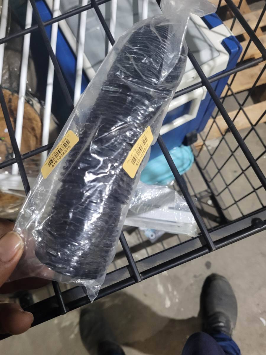 Corpinhos preto de plástico