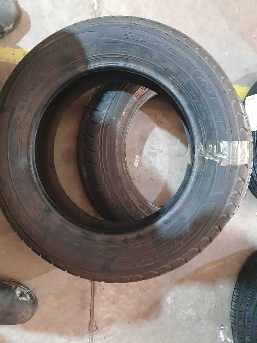 Pneu automotivo