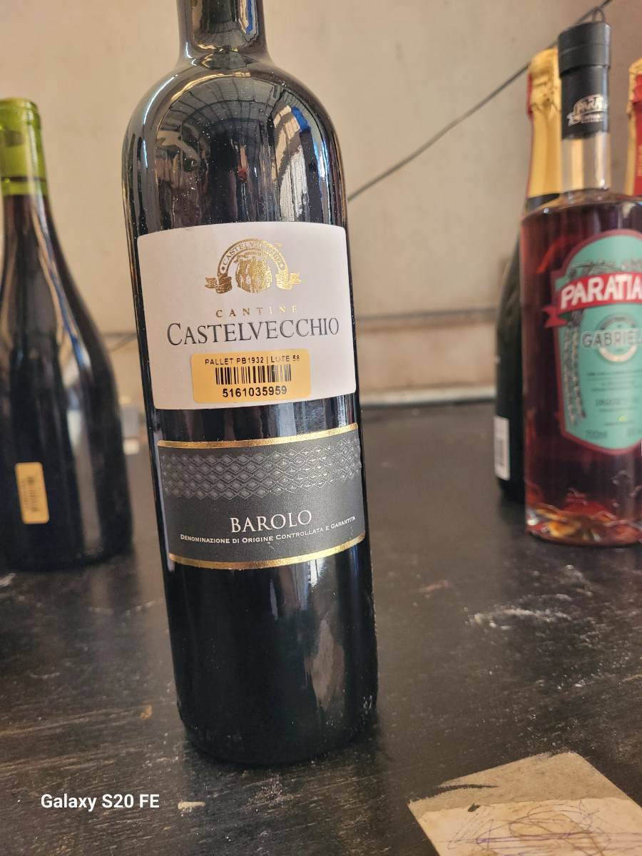 Vinho Barolo Cantine Castelvecchio