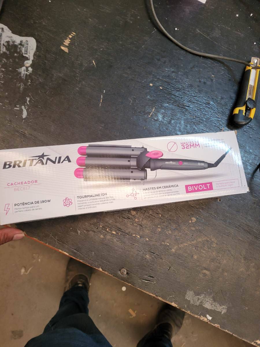 Cacheador de cabelo Britânia BEC17