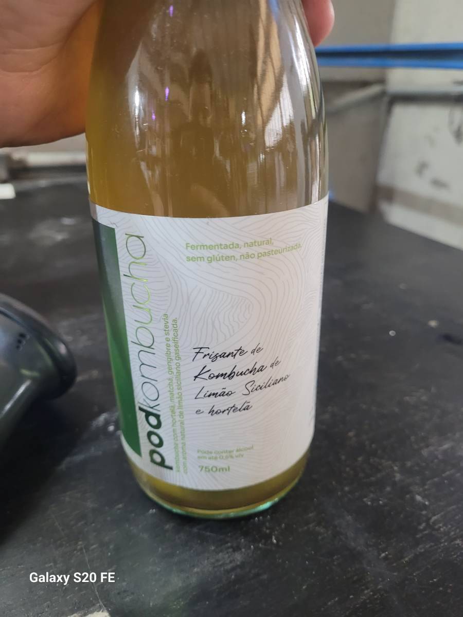 Frisante de Kombucha de Limão Siciliano e hortelã