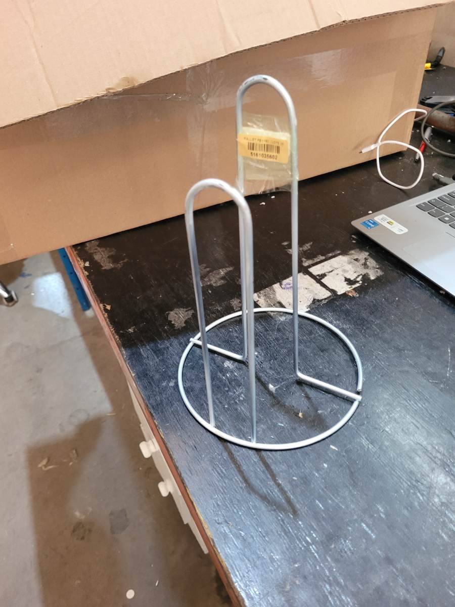 Suporte para papel toalha em metal