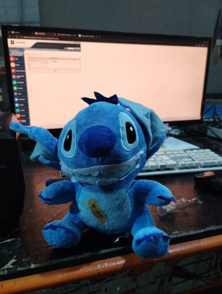 Pelúcia Stitch azul