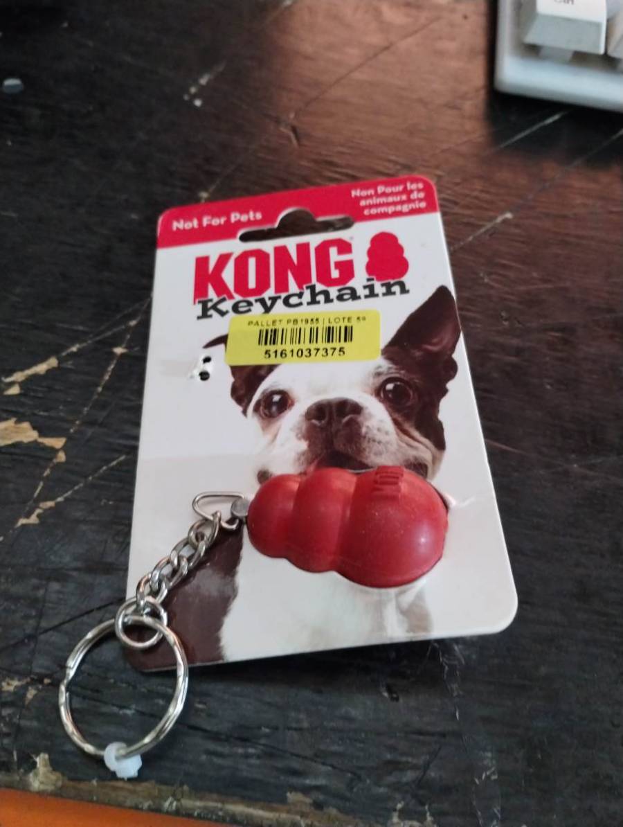 Chaveiro KONG em formato de brinquedo vermelho