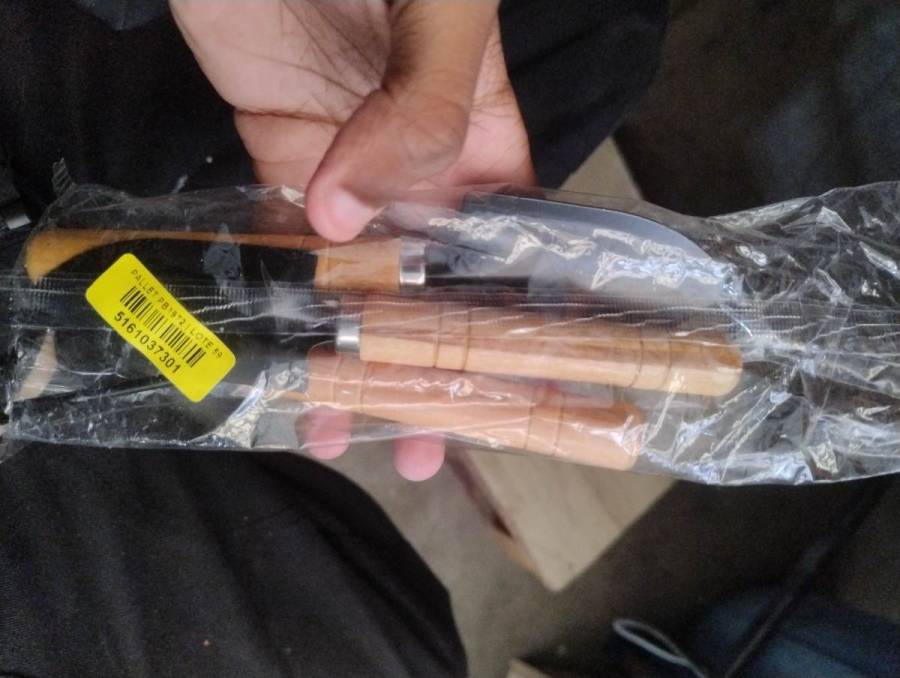 Kit de utensílios para churrasco com cabo de madeira