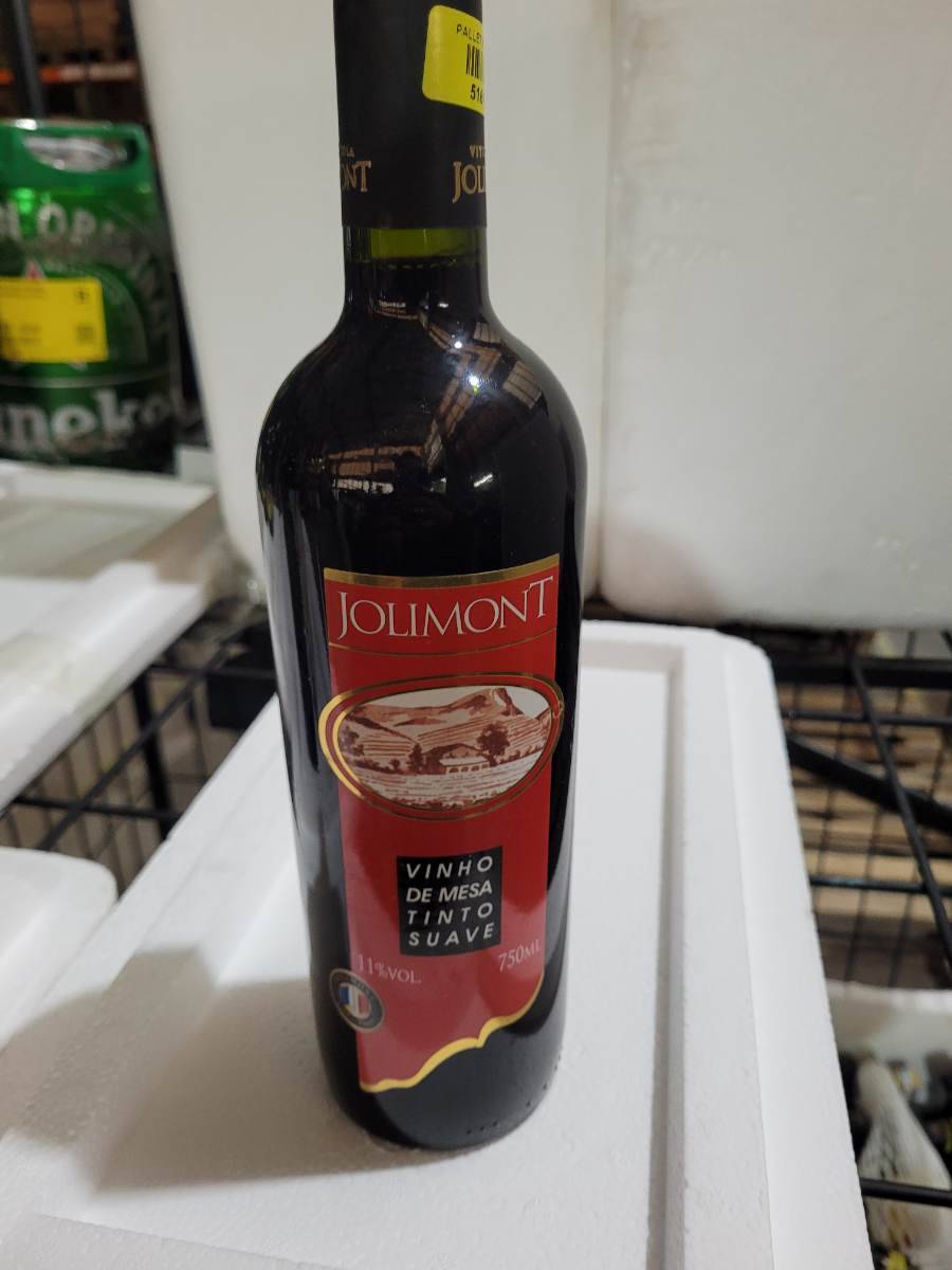 Vinho de mesa tinto suave