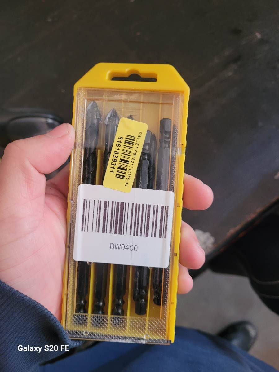 Jogo de brocas e pontas para furadeira