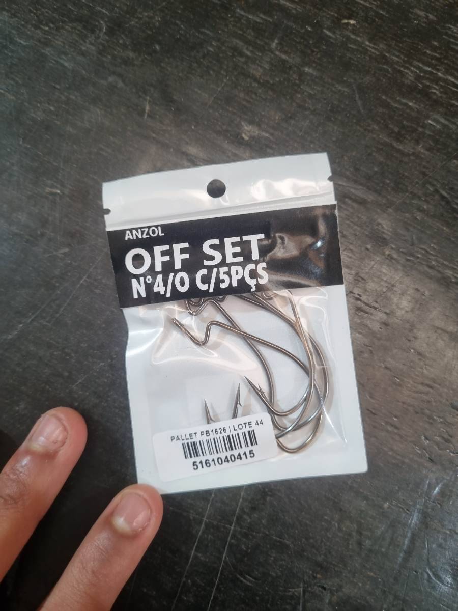 Anzol Off Set Nº 4/0 com 5 peças
