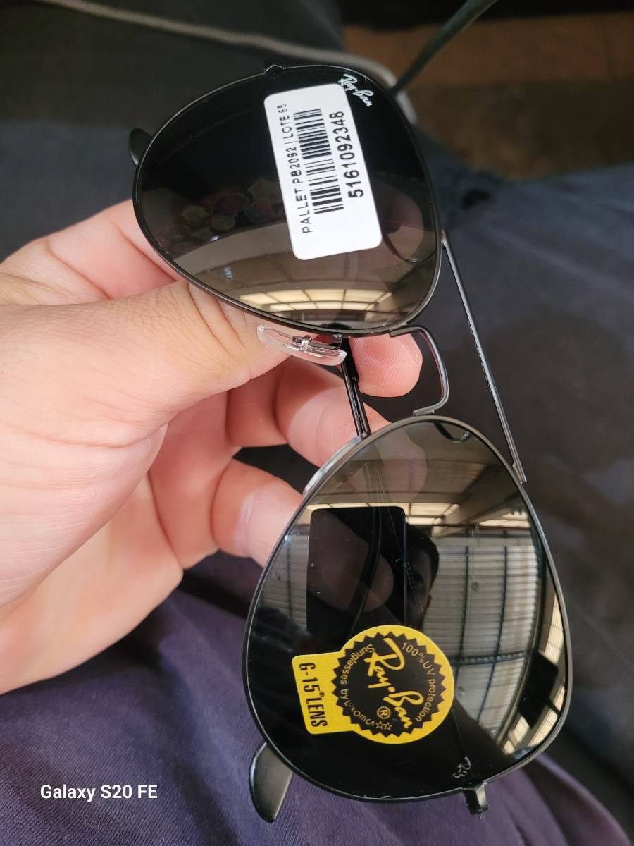 Óculos de sol Ray-Ban modelo aviador