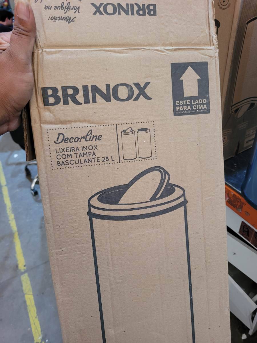 Lixeira inox com tampa basculante
