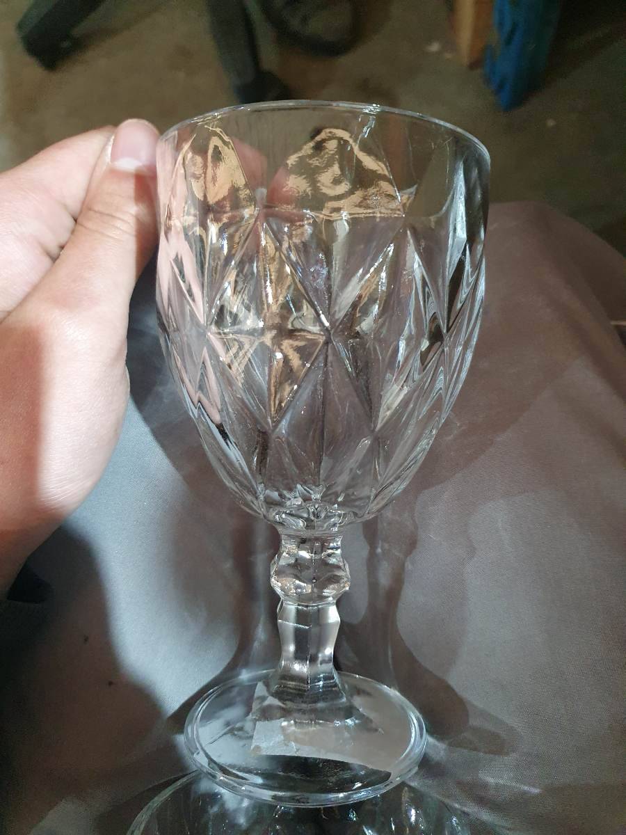 Taça de vidro para vinho ou bebida