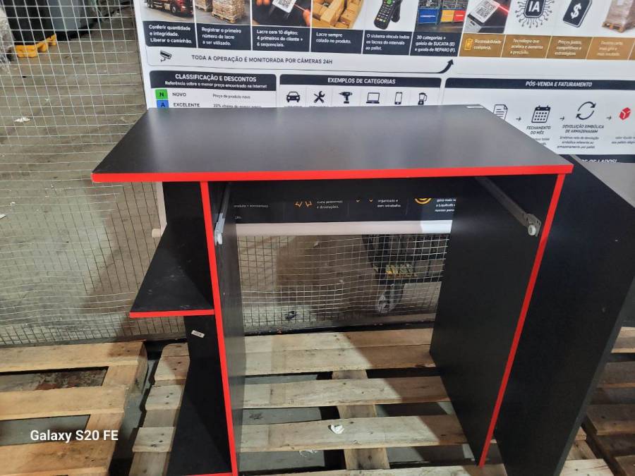 Mesa para computador ou escritório