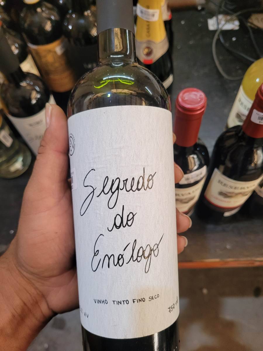Vinho tinto fino seco Segredo do Enólogo