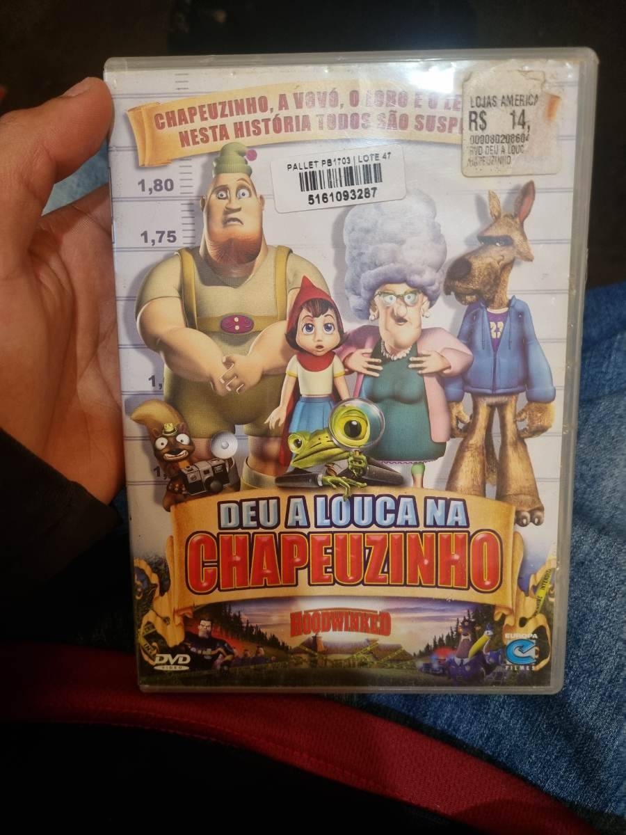 DVD do filme animado 'Deu a Louca na Chapeuzinho'