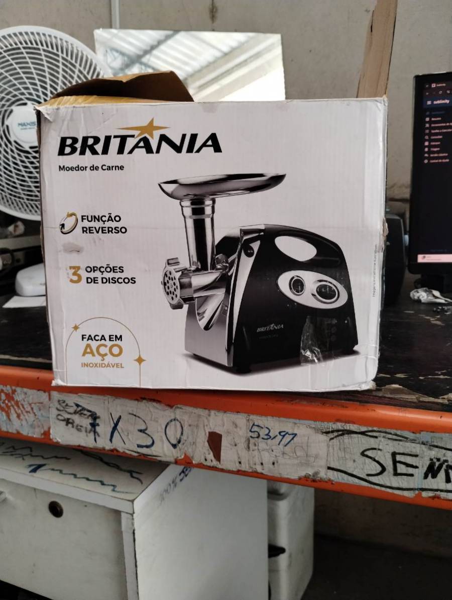Moedor de Carne Britânia 127V