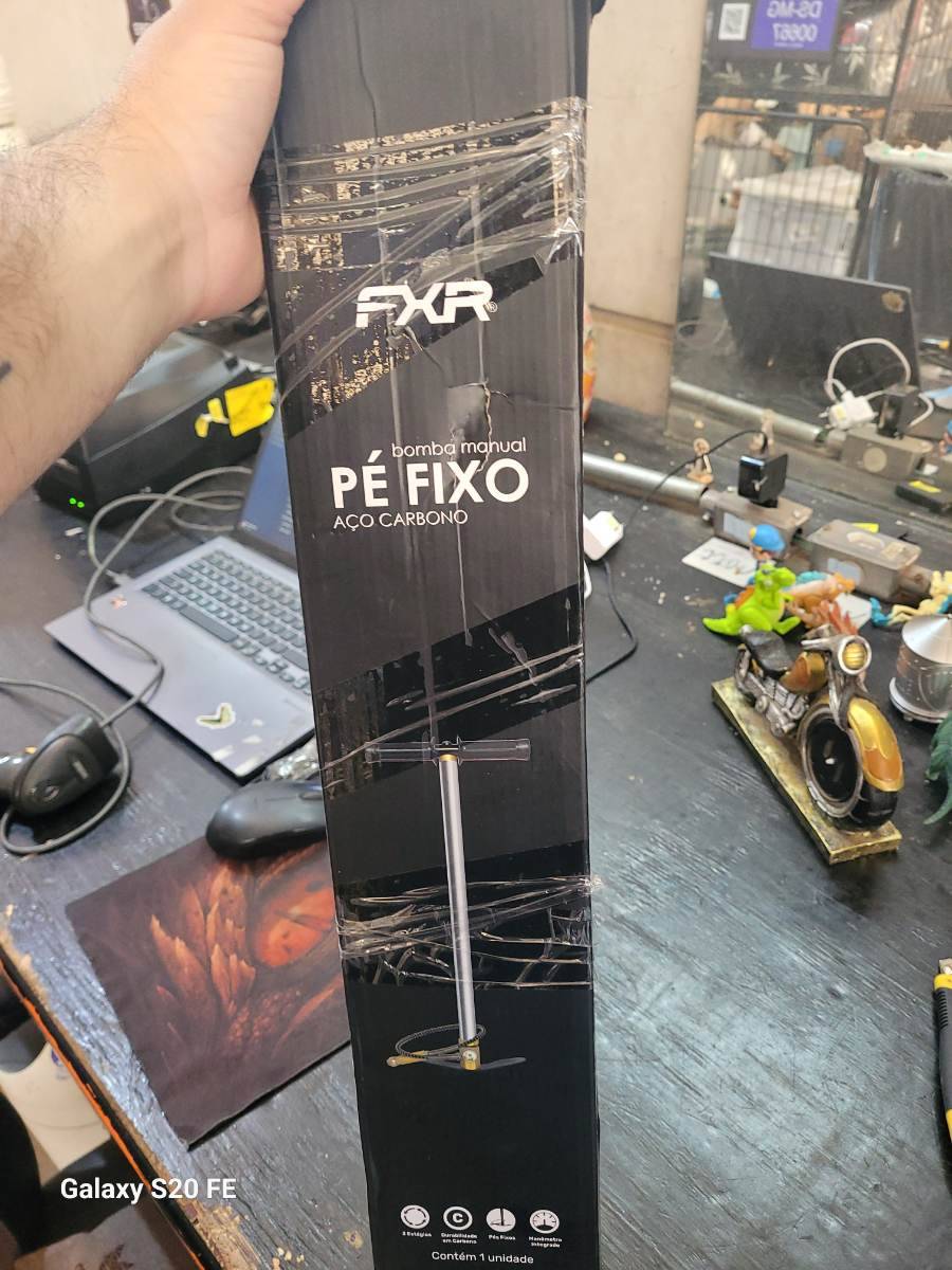 Bomba manual pé fixo