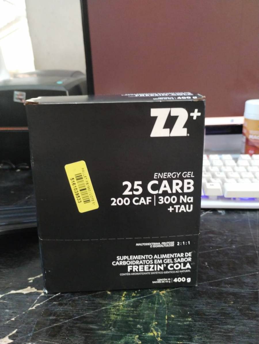 Suplemento alimentar de carboidratos em gel sabor Freezin' Cola
