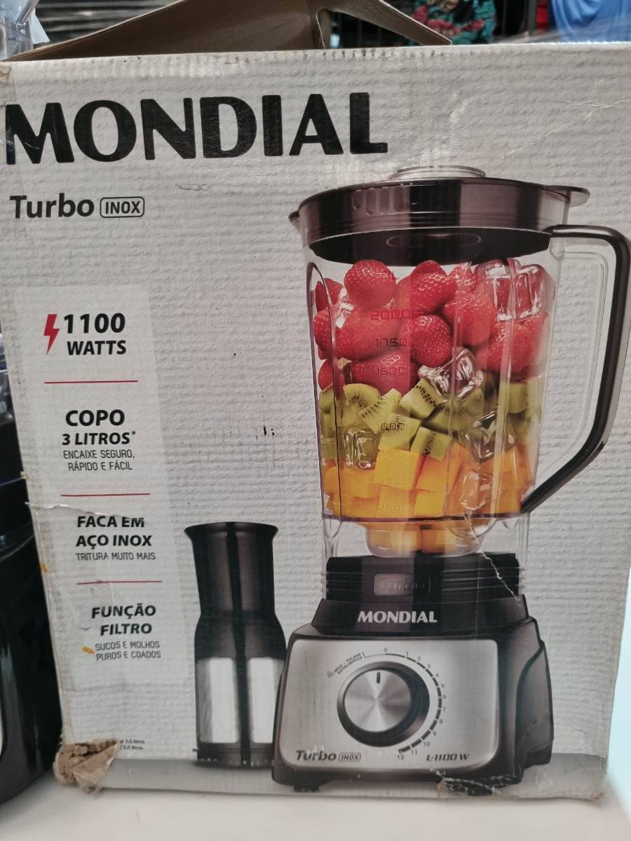 Liquidificador Turbo Inox 1100W com copo de 3 litros