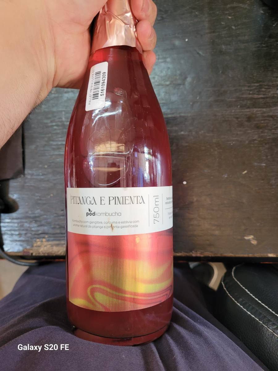 Kombucha sabor Pitanga e Pimenta