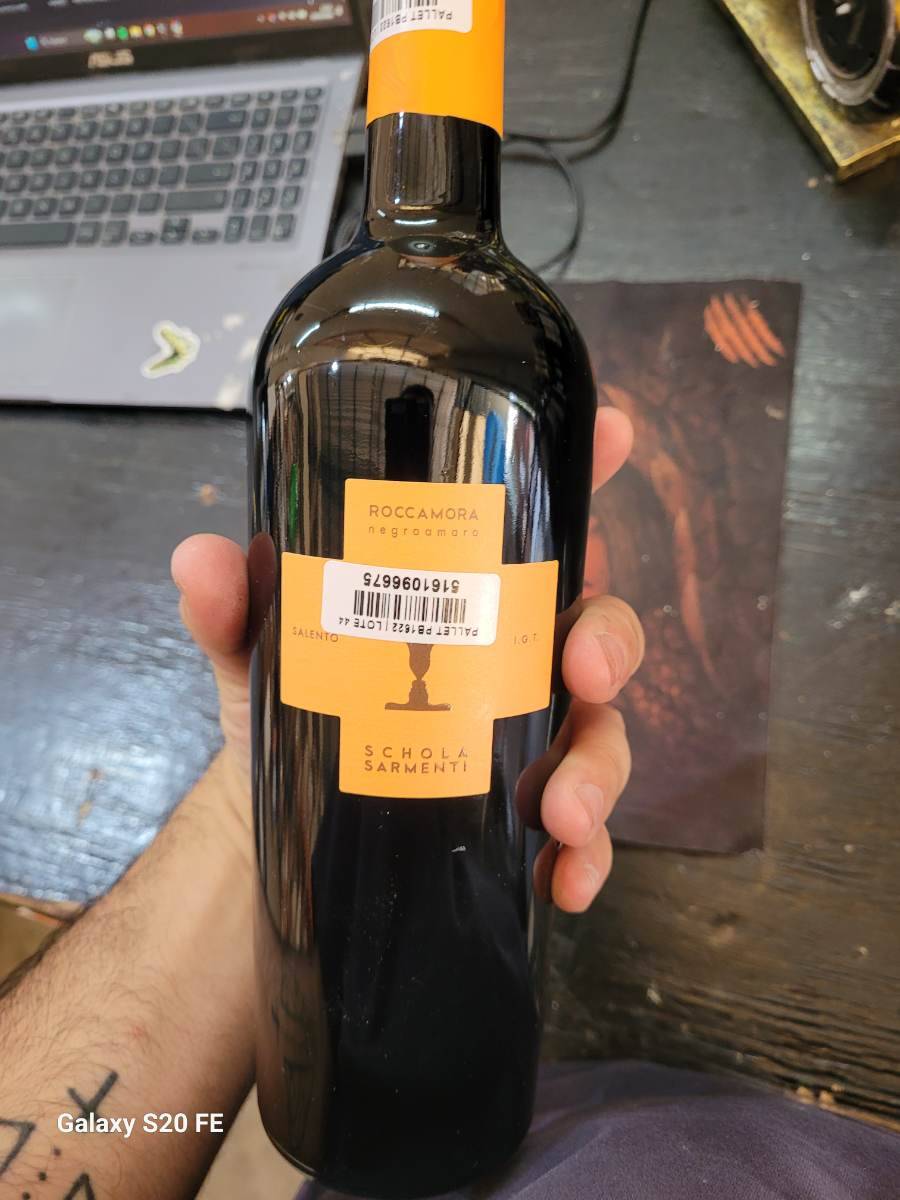 Vinho tinto Roccamora Negroamaro