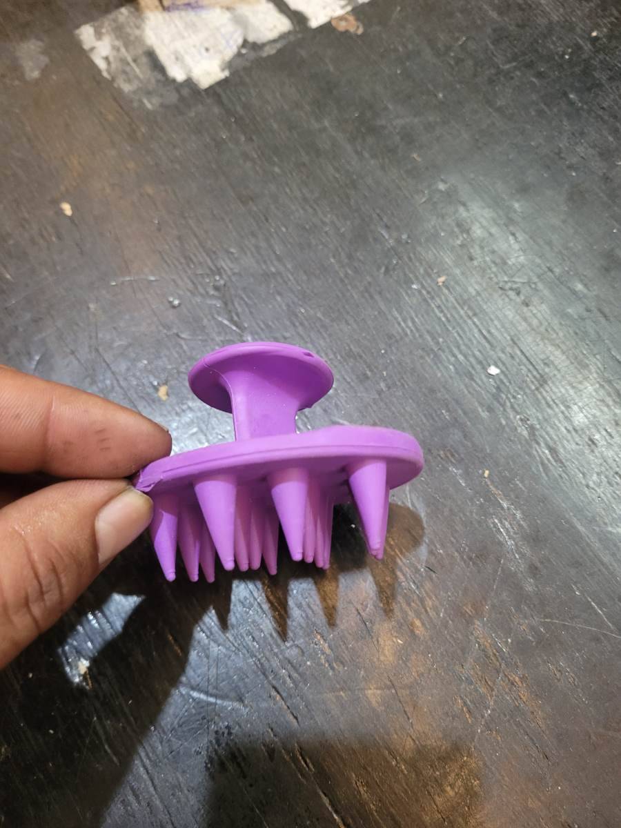Massageador ou escova de silicone para couro cabeludo