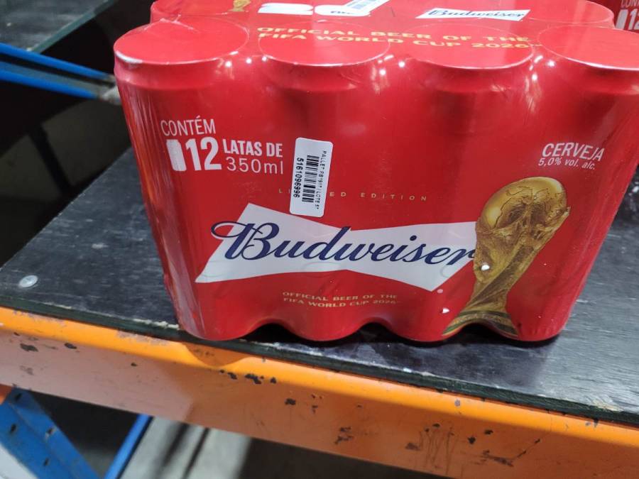 Pack com 12 latas de cerveja Budweiser 350ml