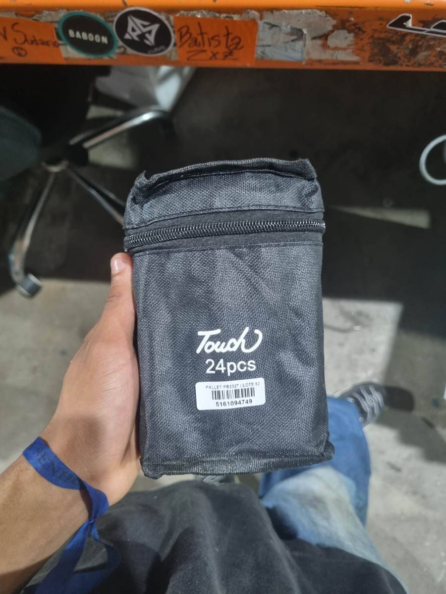Estojo ou bolsa organizadora Touch com 24 peças
