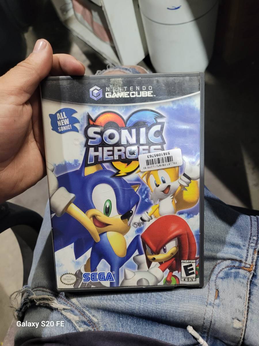 Jogo Sonic Heroes para Nintendo GameCube