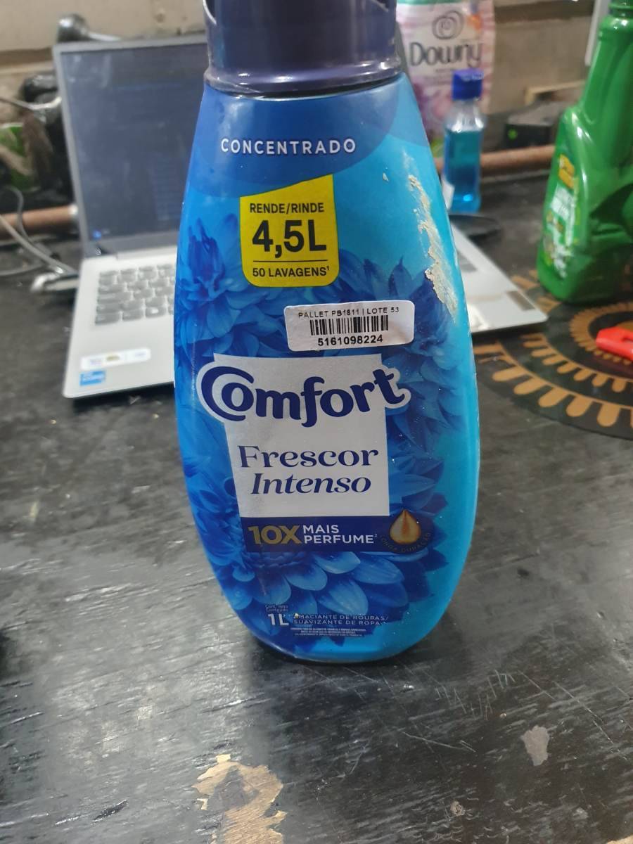 Amaciante de roupas Comfort Frescor Intenso