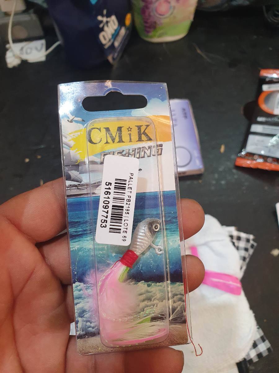 Isca artificial para pesca