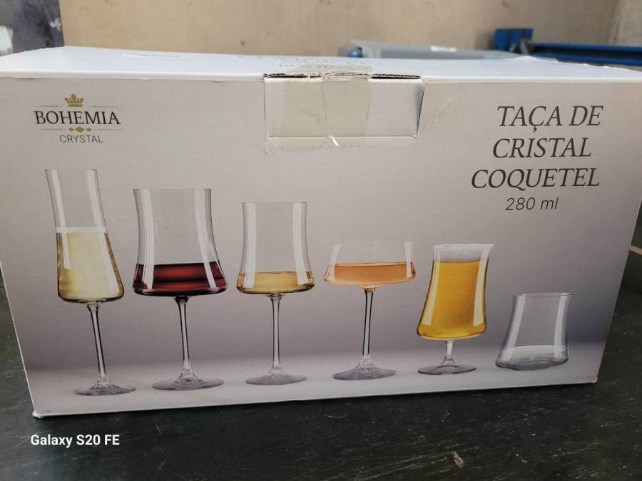 Taça de cristal coquetel