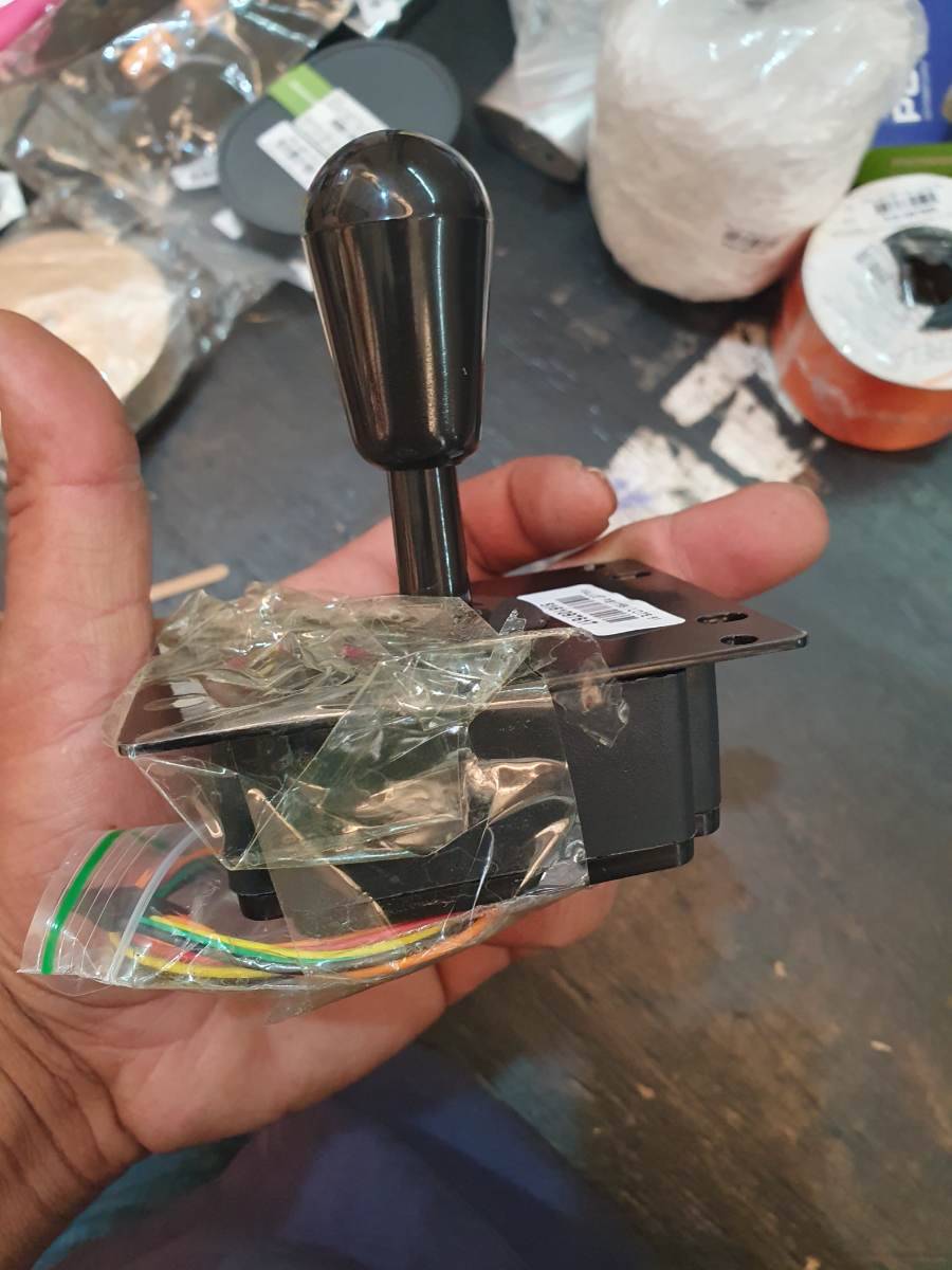 Joystick para controle eletrônico