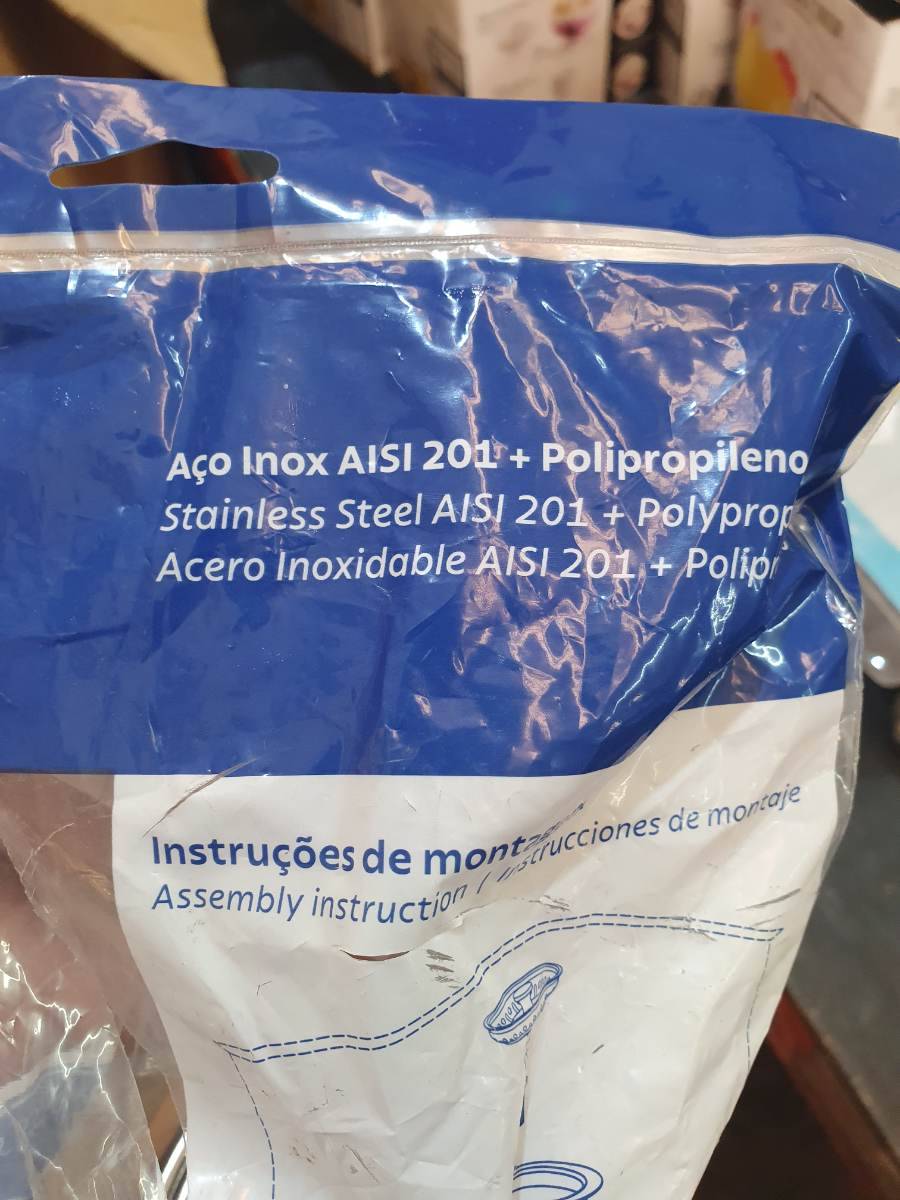 Produto em aço inox AISI 201 com polipropileno