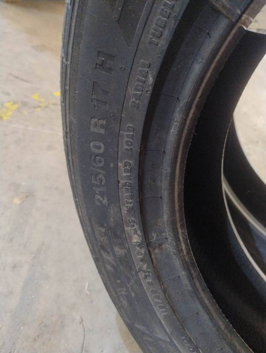Pneu 215/60 R17 H