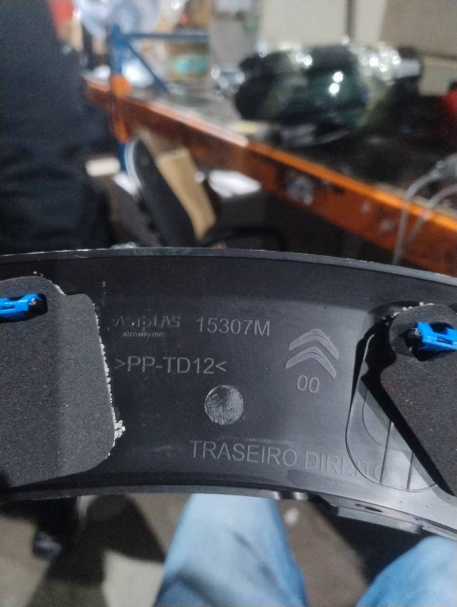 Peça automotiva traseira direita