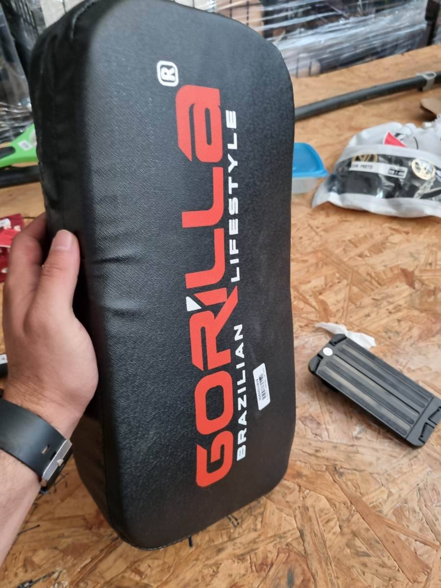 Protetor de chute para treino de artes marciais